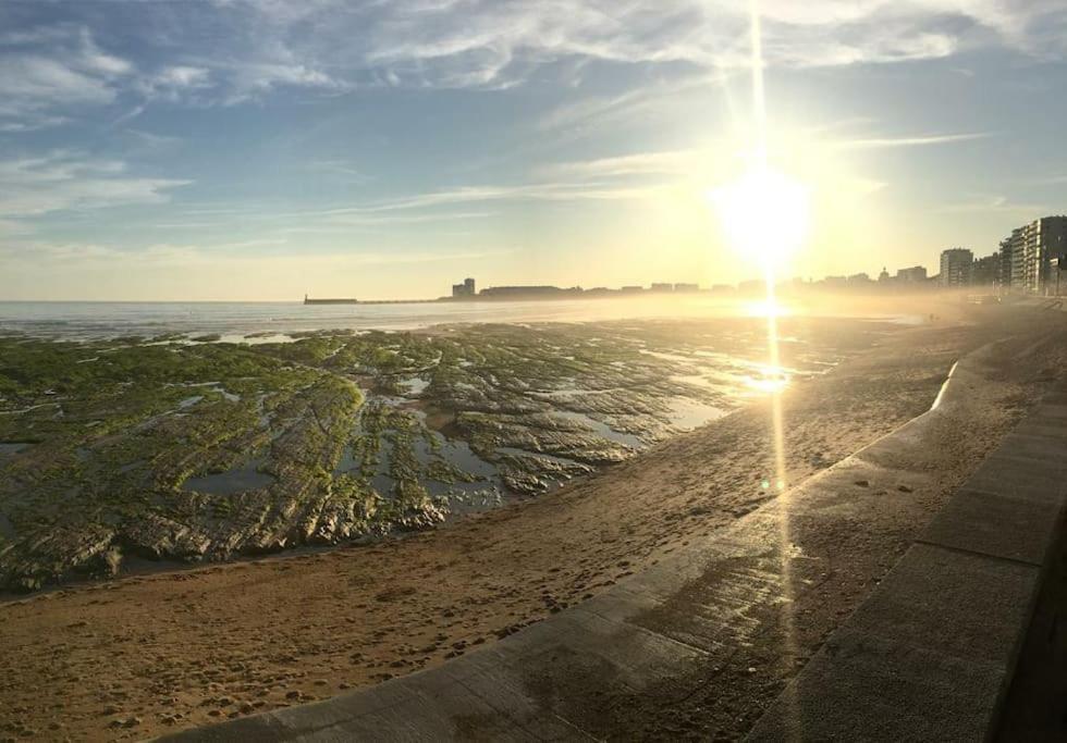 Le Cosy T2 Hypercentre ! Parking Inclus Et La Plage A 2 Min ! Les Sables-d'Olonne Exterior photo