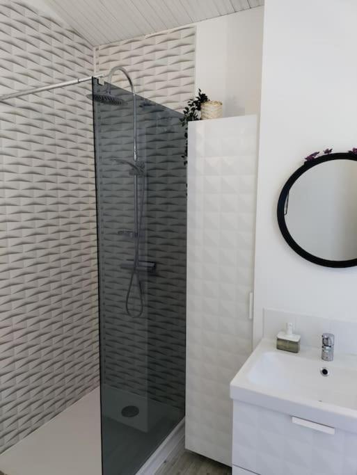 Le Cosy T2 Hypercentre ! Parking Inclus Et La Plage A 2 Min ! Les Sables-d'Olonne Exterior photo